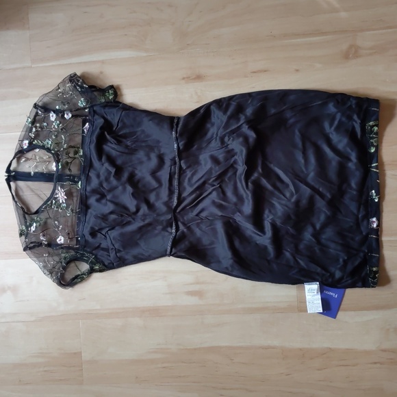 NEW Embroidered Mini Dress, S, black floral, mesh, lined, zip up, formal, sheer - Picture 11 of 16
